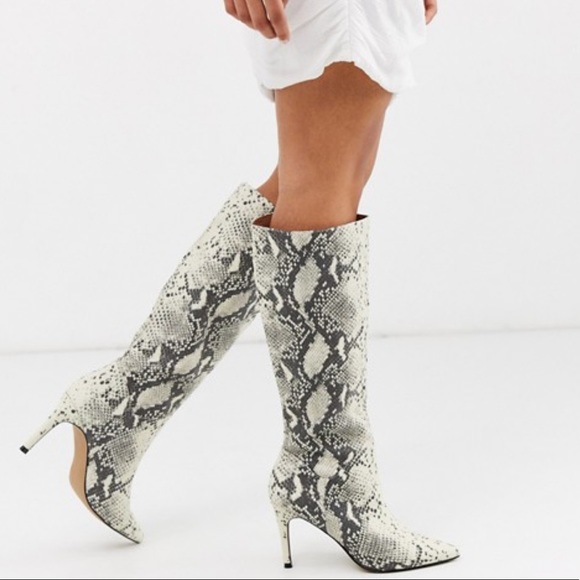 Steve Madden Shoes - NWT STEVE MADDEN kinga boots